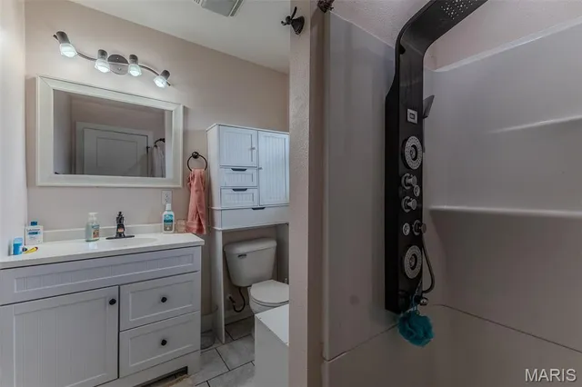 $389,500 | 30170 Hwy U, Crocker, MO 65452