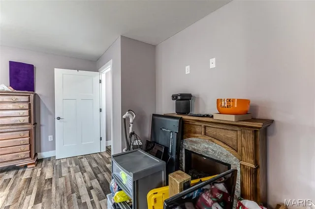 $389,500 | 30170 Hwy U, Crocker, MO 65452