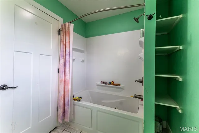 $389,500 | 30170 Hwy U, Crocker, MO 65452