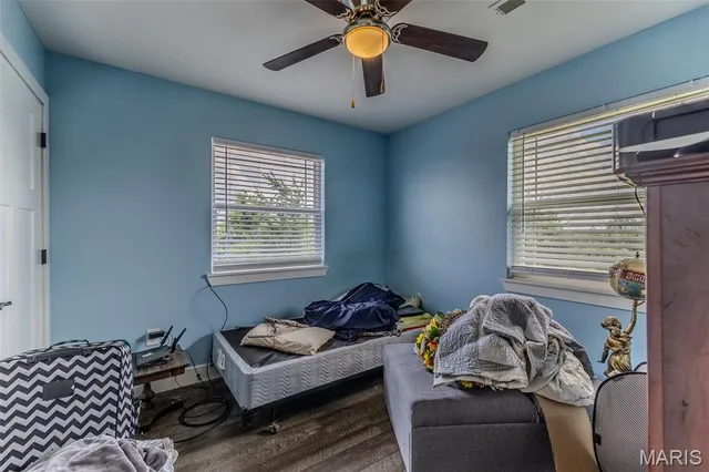 $389,500 | 30170 Hwy U, Crocker, MO 65452