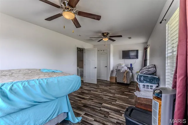 $389,500 | 30170 Hwy U, Crocker, MO 65452