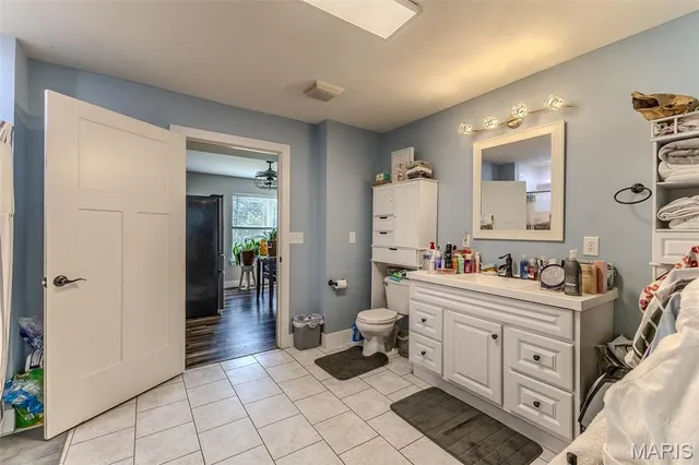 $389,500 | 30170 Hwy U, Crocker, MO 65452