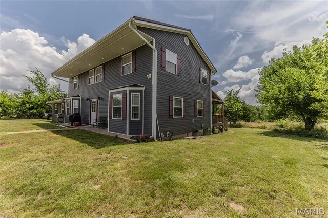 $389,500 | 30170 Hwy U, Crocker, MO 65452