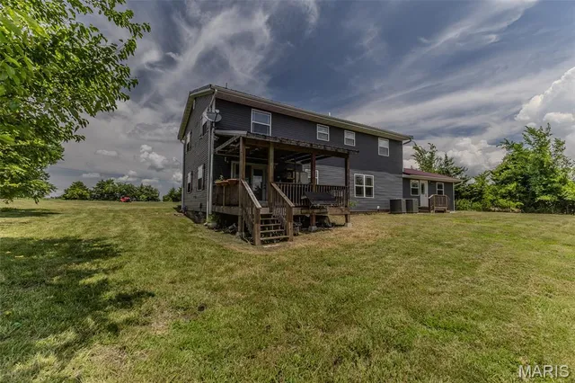 $389,500 | 30170 Hwy U, Crocker, MO 65452