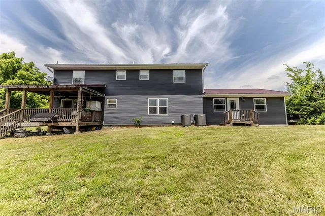 $389,500 | 30170 Hwy U, Crocker, MO 65452
