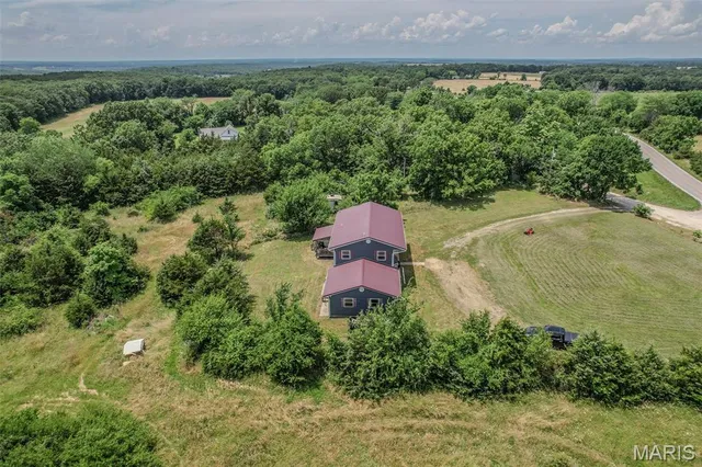 $389,500 | 30170 Hwy U, Crocker, MO 65452