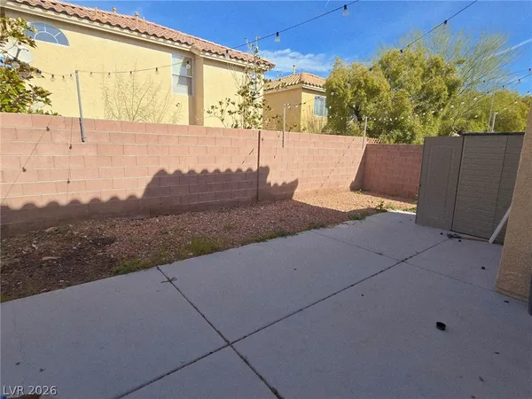 $2,000 | 5618 Believe Court, Las Vegas, NV 89139