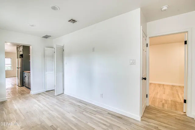 a bathroom with a toilet and a bathtub