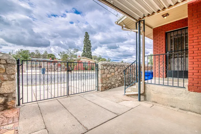 $368,500 | 2300 North Campbell Street, El Paso, TX 79902