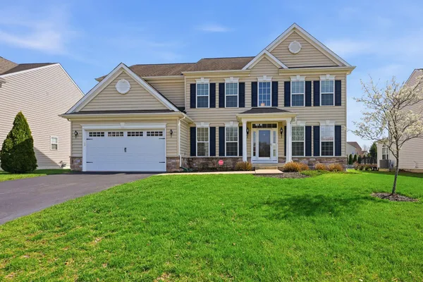 $719,900 | 300 East Furrow Lane, Newark, DE 19702