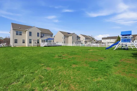 $729,900 | 300 East Furrow Lane, Newark, DE 19702