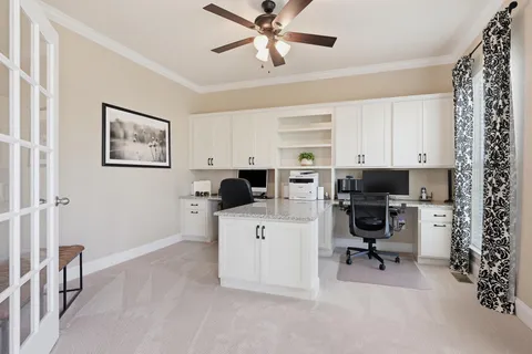 $729,900 | 300 East Furrow Lane, Newark, DE 19702