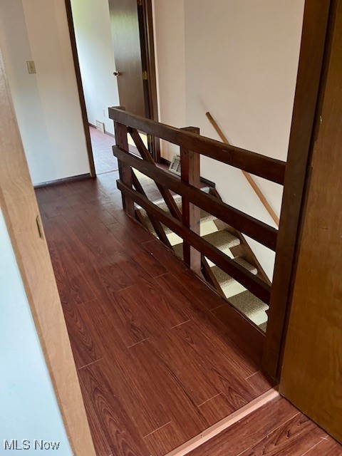 5223 Cline Road Kent, OH 44240 - Photo 13 of 13 Hall upstairs