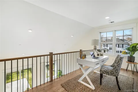 a view of a livingroom with furniture