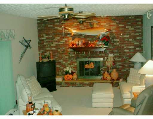 791 Enterprise Road Grove City, PA 16127 - Photo 5 of 8 Gallery Image 5
