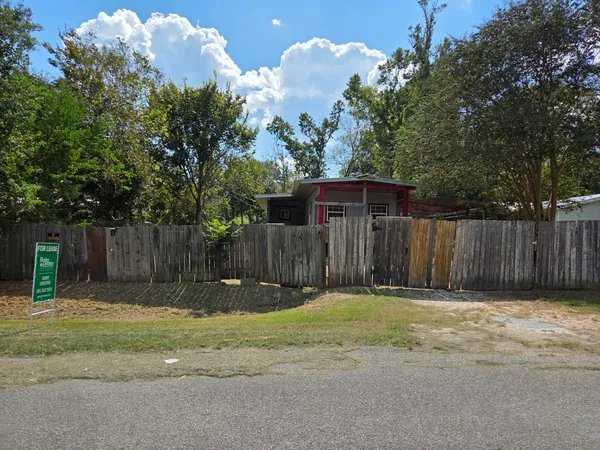 $1,450 | 22884 Oakmont Drive, Porter, TX 77365