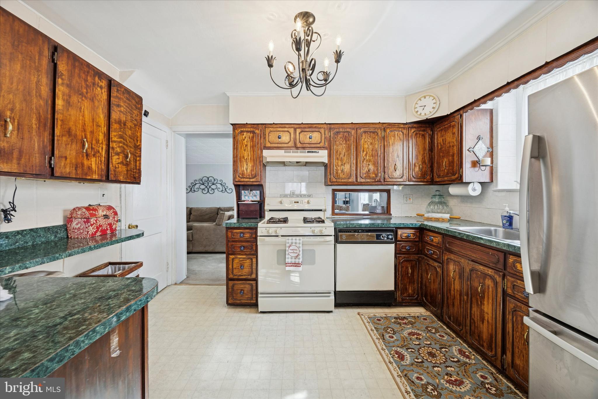 4 Myrtle Avenue Havertown, PA 19083 - Photo 9 of 31