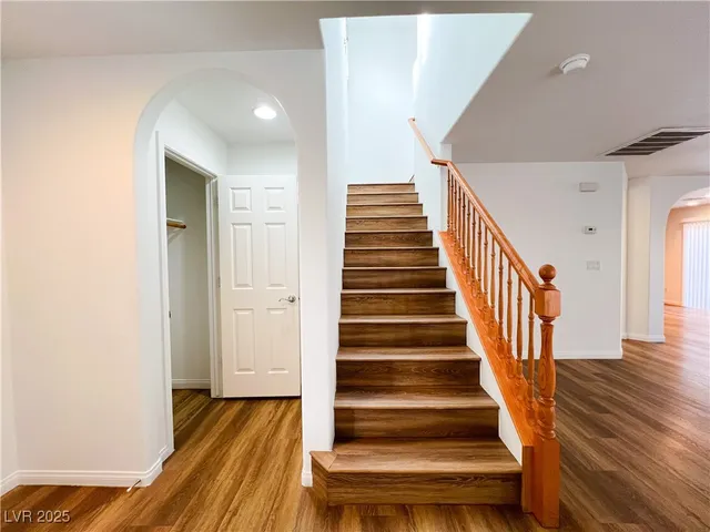 $2,014 | 9120 Cedar Door Avenue, Las Vegas, NV 89148