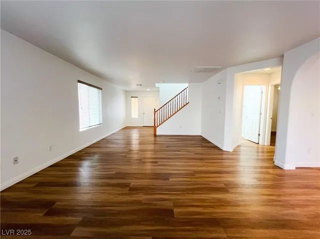 $2,014 | 9120 Cedar Door Avenue, Las Vegas, NV 89148