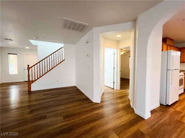 $2,014 | 9120 Cedar Door Avenue, Las Vegas, NV 89148