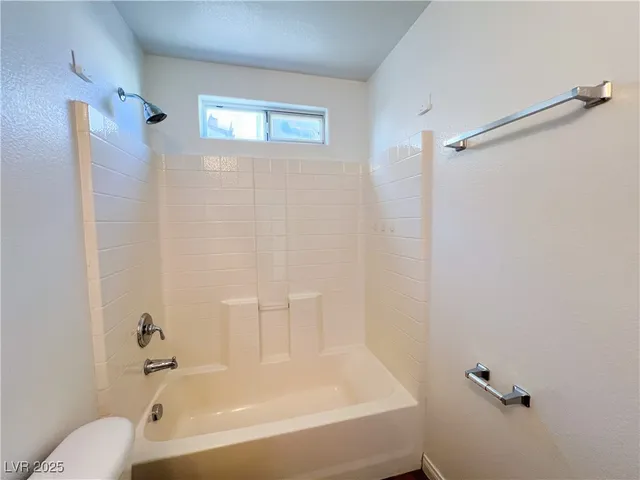 $2,014 | 9120 Cedar Door Avenue, Las Vegas, NV 89148