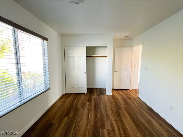 $2,014 | 9120 Cedar Door Avenue, Las Vegas, NV 89148