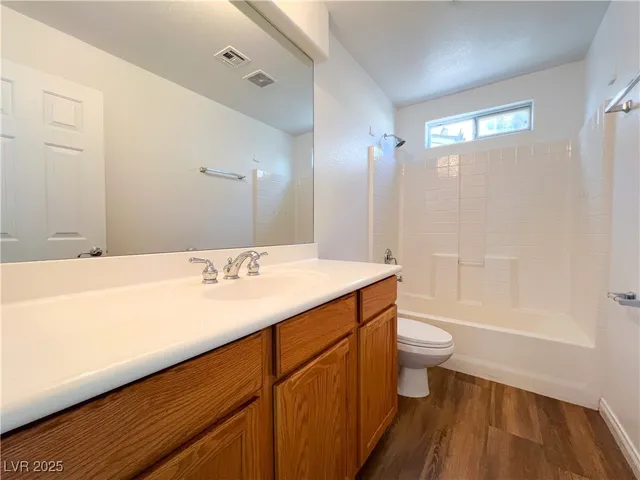 $2,014 | 9120 Cedar Door Avenue, Las Vegas, NV 89148