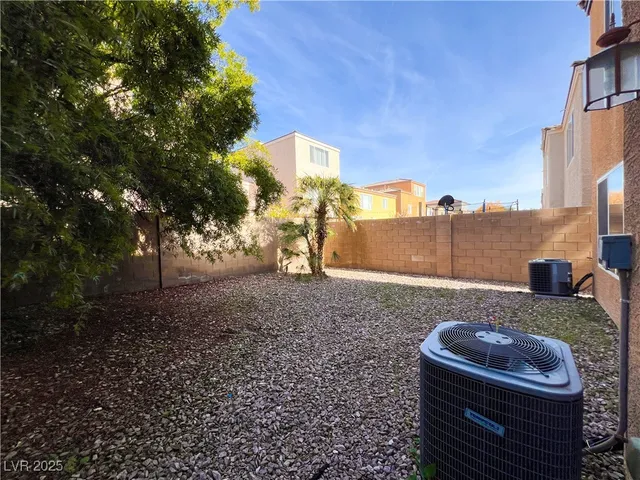 $2,014 | 9120 Cedar Door Avenue, Las Vegas, NV 89148