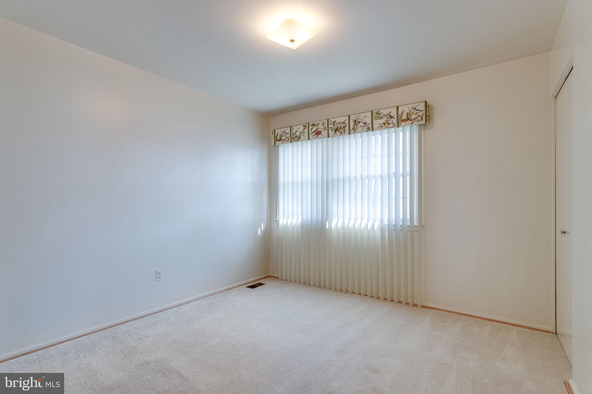 6424 Meriwether Lane Springfield, VA 22150 - Photo 18 of 39 2nd bedroom