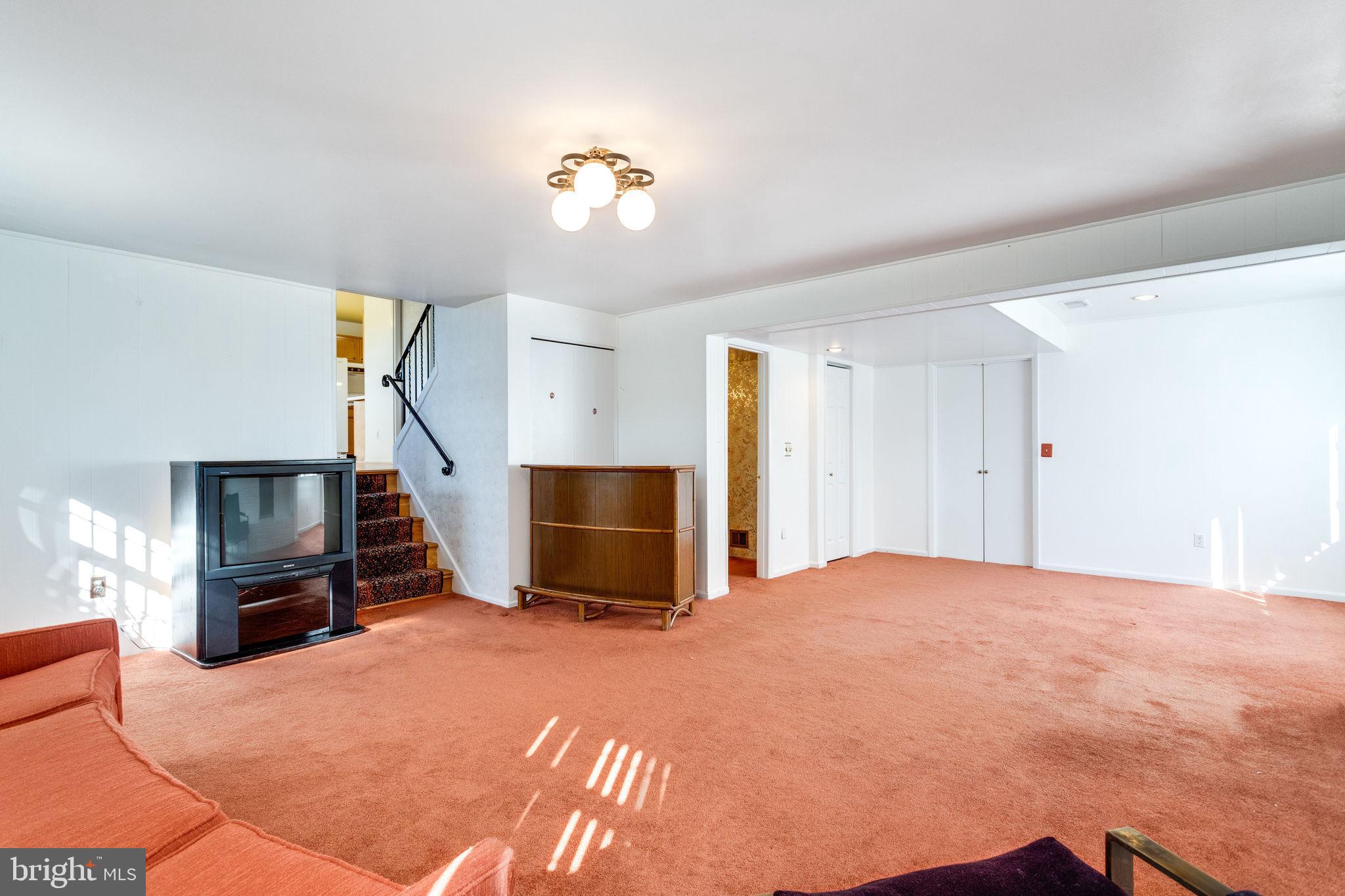 6424 Meriwether Lane Springfield, VA 22150 - Photo 24 of 39 Plenty of room in the lower level