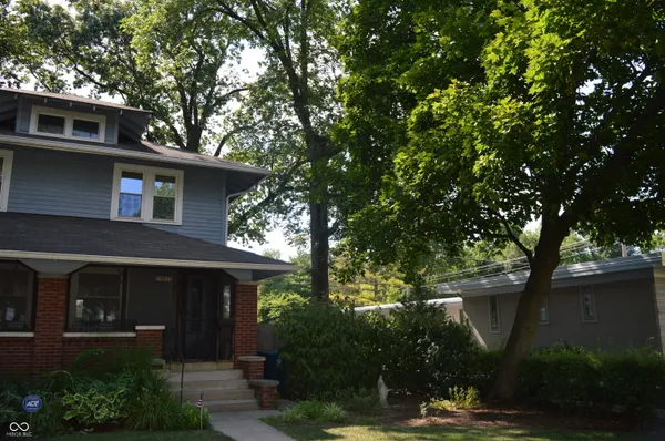 $1,200 | 6048 North College Avenue, Indianapolis, IN 46220
