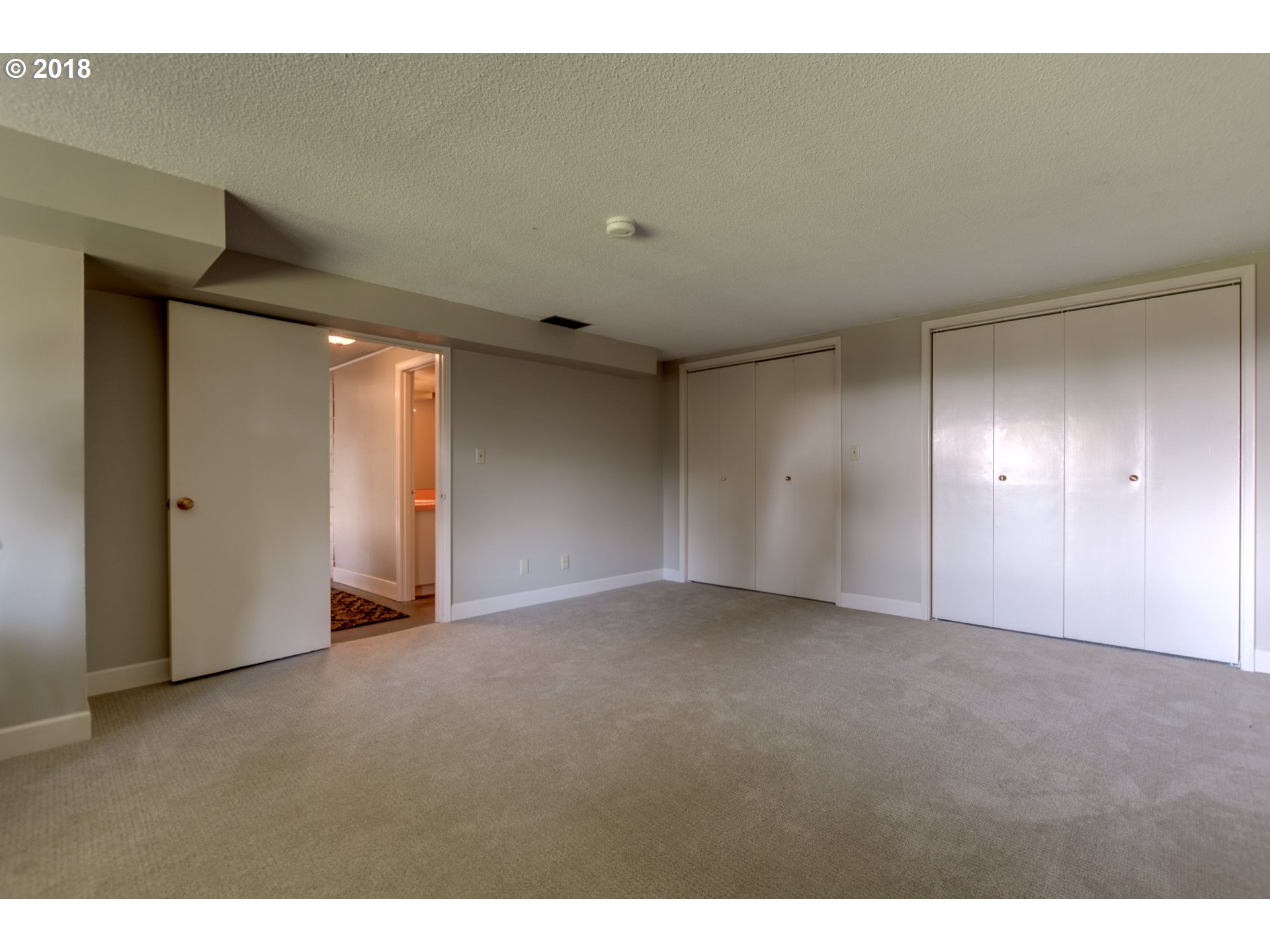 3925 Southwest Jerald Way Portland, OR 97221 - Photo 23 of 31 a view of an empty room
