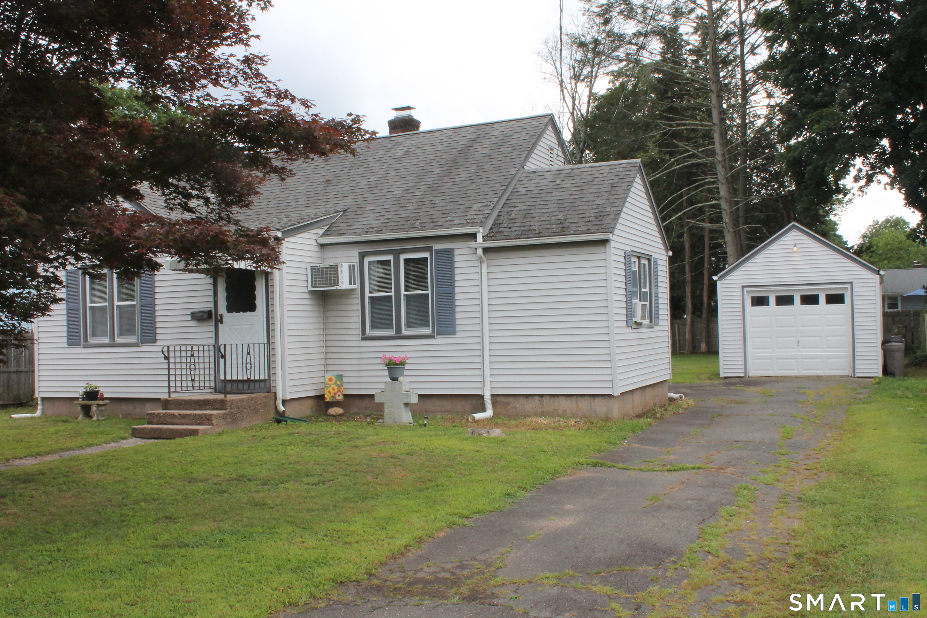 54 May Street Meriden, CT 06451 - Photo 1 of 19 with pic of garage