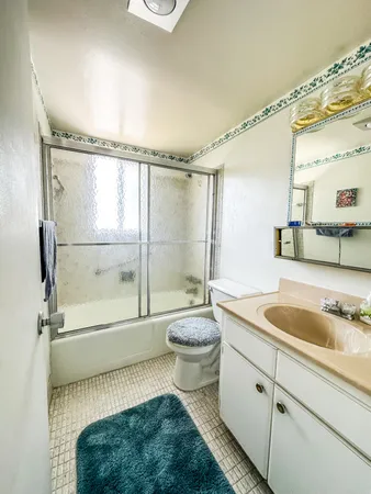 $1,180 | 3280 Lake Osborne Drive, Unit 207, Lake Worth Beach, FL 33461