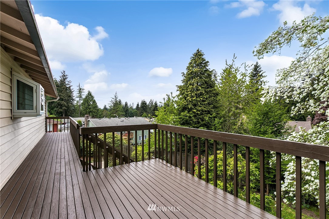 17418 Valley Cir Drive Bothell, WA 98012 - Photo 22 of 25 Gallery Image 22