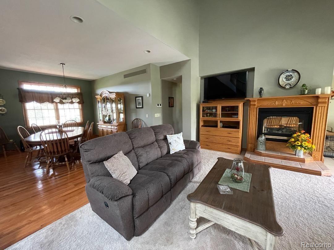 13214 Exeter Road Carleton, MI 48117 - Photo 4 of 38 ext gr fp.jpg