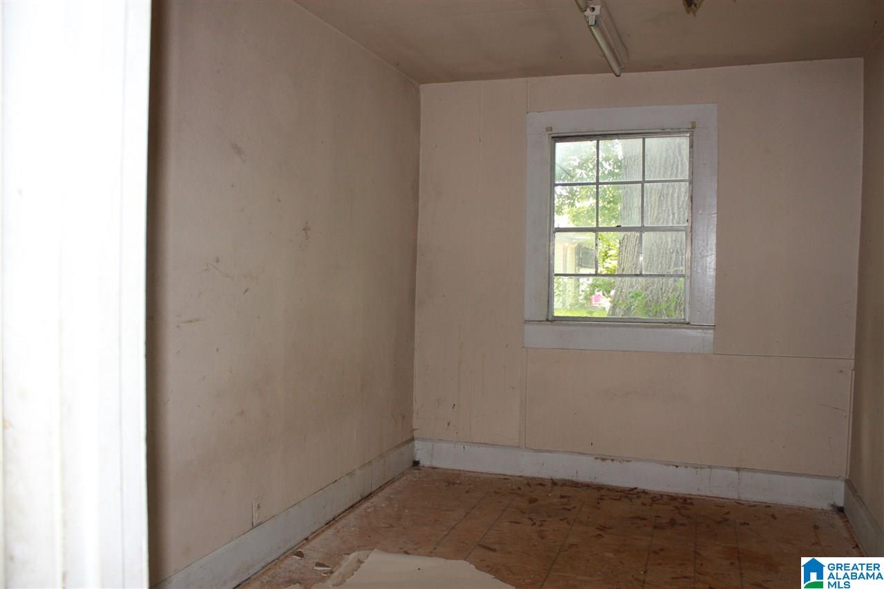 4712 Avenue R Birmingham, AL 35208 - Photo 12 of 15