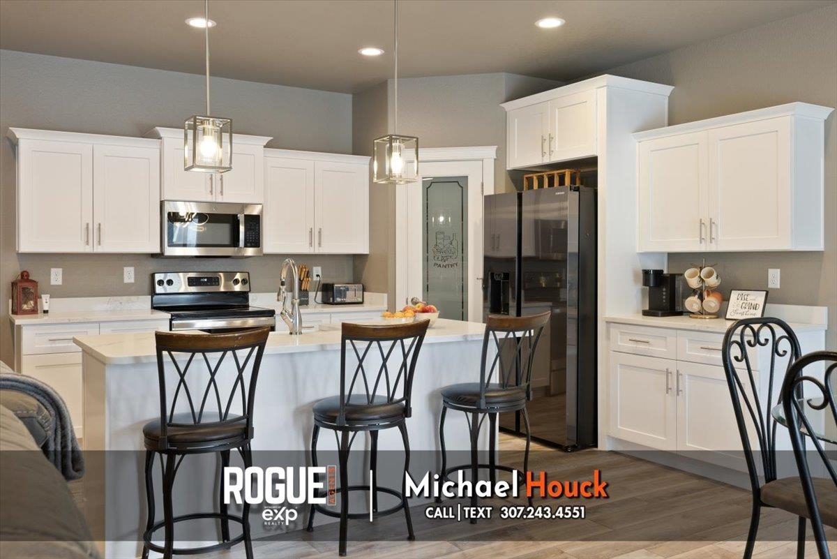 3110 Quivera River Road Casper, WY 82604 - Photo 12 of 41