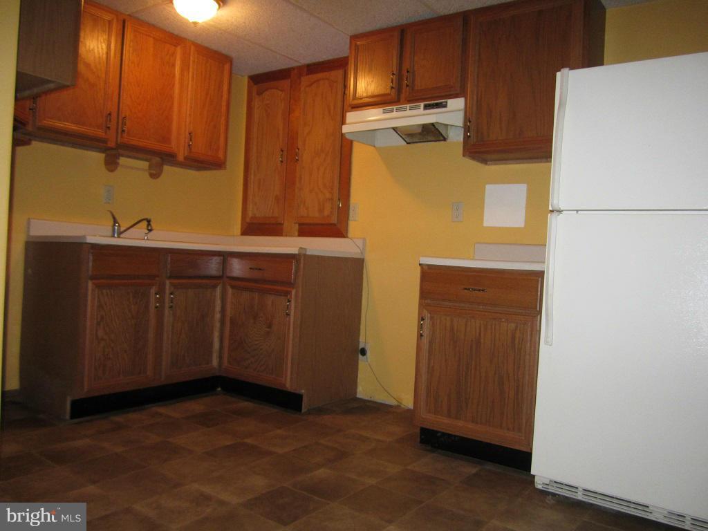 3433 Augusta Road Manchester, MD 21102 - Photo 27 of 28 Lower level Kitchenette