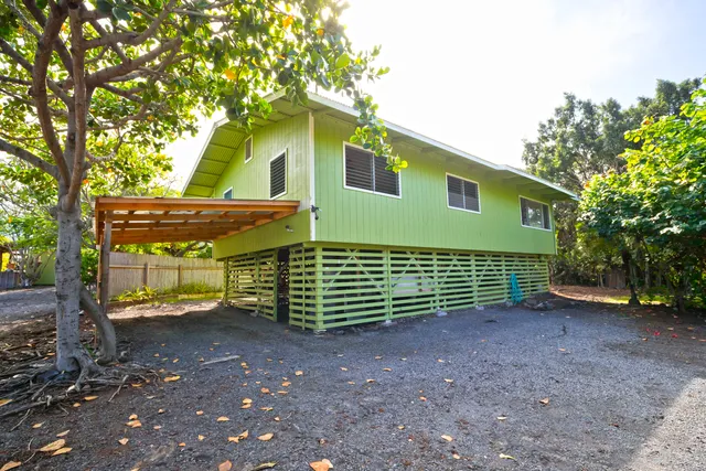 $2,100,000 | 73-4301 Laui Street, Kailua-Kona, HI 96740