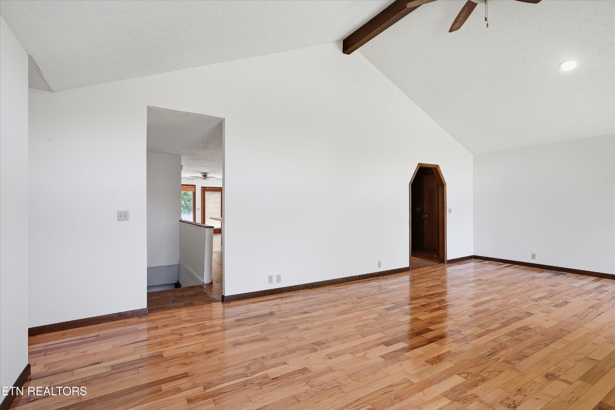 123 Dug Ridge Road Kingston, TN 37763 - Photo 5 of 38 Gallery Image 5