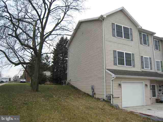 1602 Matthew Road Camp Hill, PA 17011 - Photo 1 of 25 Gallery Image 1