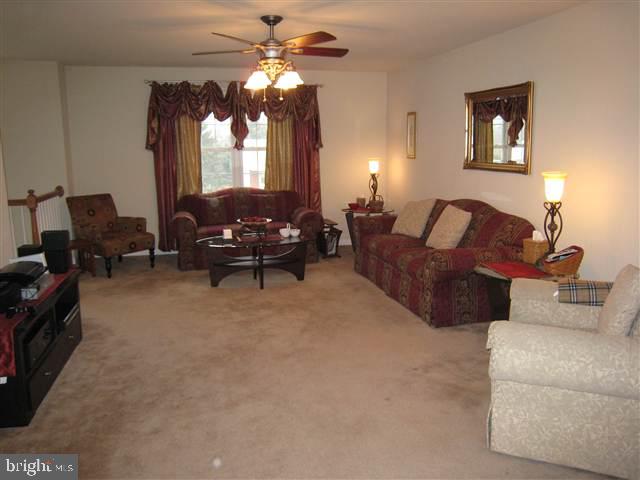 1602 Matthew Road Camp Hill, PA 17011 - Photo 4 of 25 Gallery Image 4