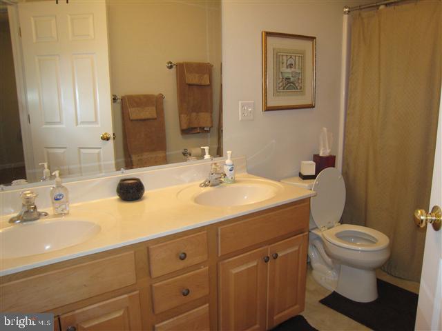 1602 Matthew Road Camp Hill, PA 17011 - Photo 9 of 25 Gallery Image 9