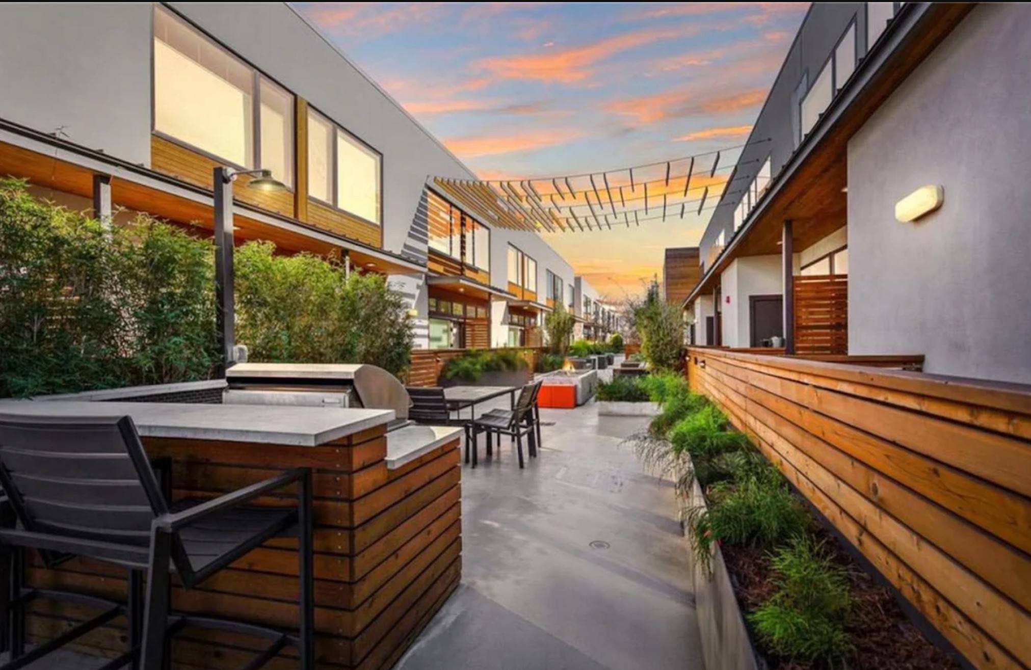 2002 East 7th Street, Unit 242 Austin, TX 78702 - Photo 29 of 34 View of patio with outdoor dining area