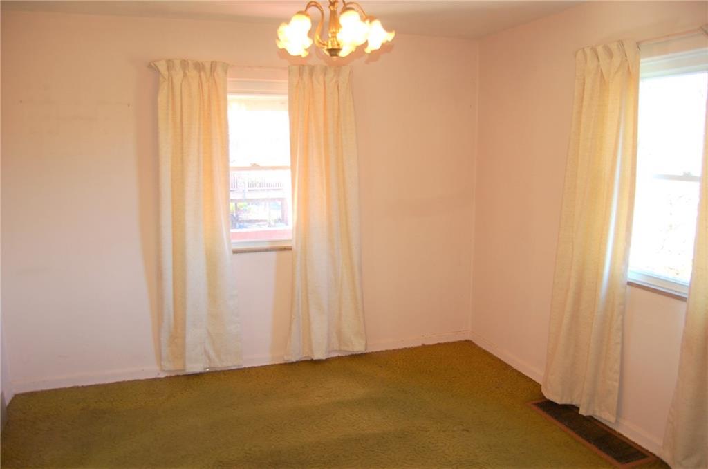 4719 Doyle Road Pittsburgh, PA 15227 - Photo 10 of 25 Gallery Image 10