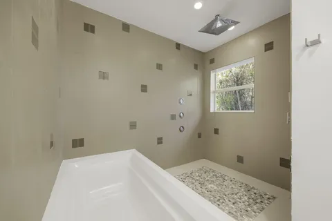 $1,245,000 | 2648 Northeast 26th Place, Fort Lauderdale, FL 33306