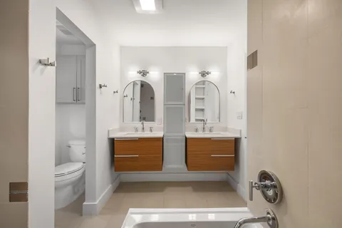 $1,245,000 | 2648 Northeast 26th Place, Fort Lauderdale, FL 33306