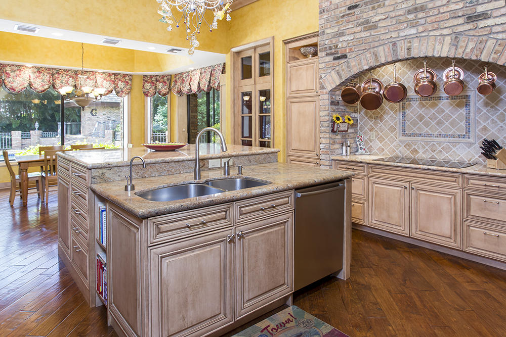 3865 Kings Way Boca Raton, FL 33434 - Photo 12 of 35 Eat-in Kitchen