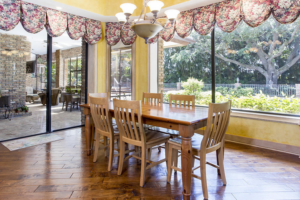 3865 Kings Way Boca Raton, FL 33434 - Photo 13 of 35 Breakfast area
